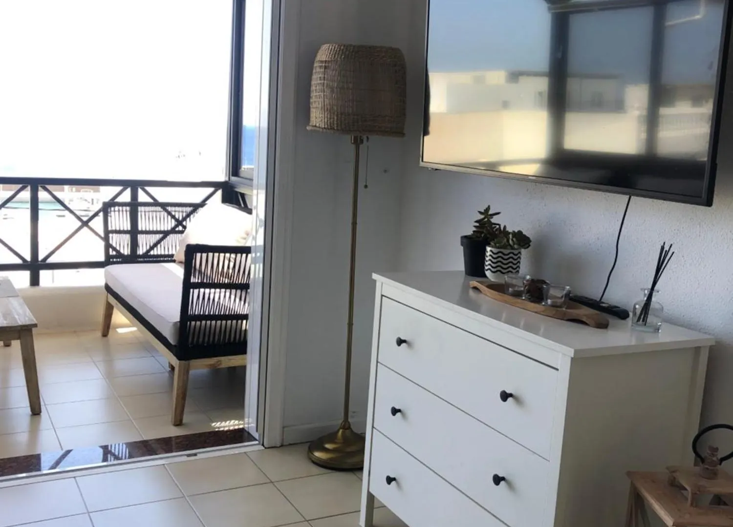 The Blue Dragon Apartment By The Port Puerto del Carmen  0*, Puerto del Carmen (Lanzarote)
